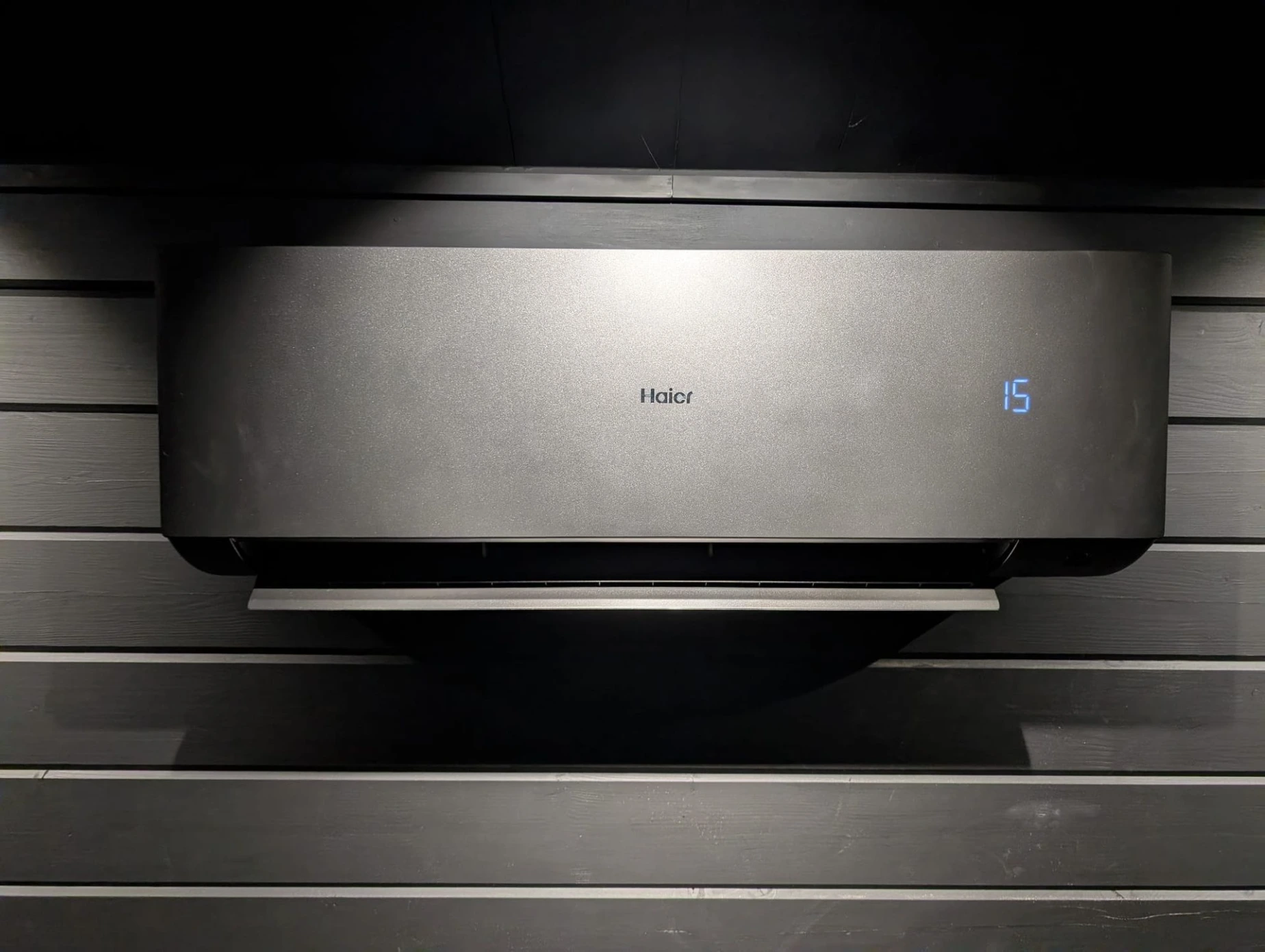 Haier Expert Matte Black in Single Room