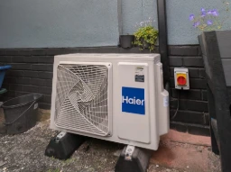 haier outdoor unit on flexi feet